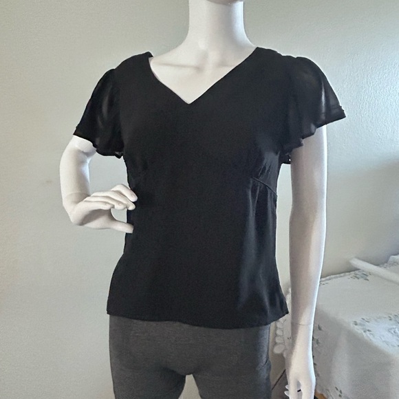 VALERIE SEPARATES
Womens Shirt - Picture 7 of 10